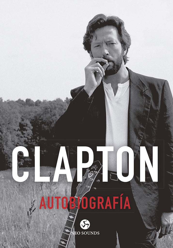 Portada del libro Autobiografía de Clapton, con foto del músico y título.